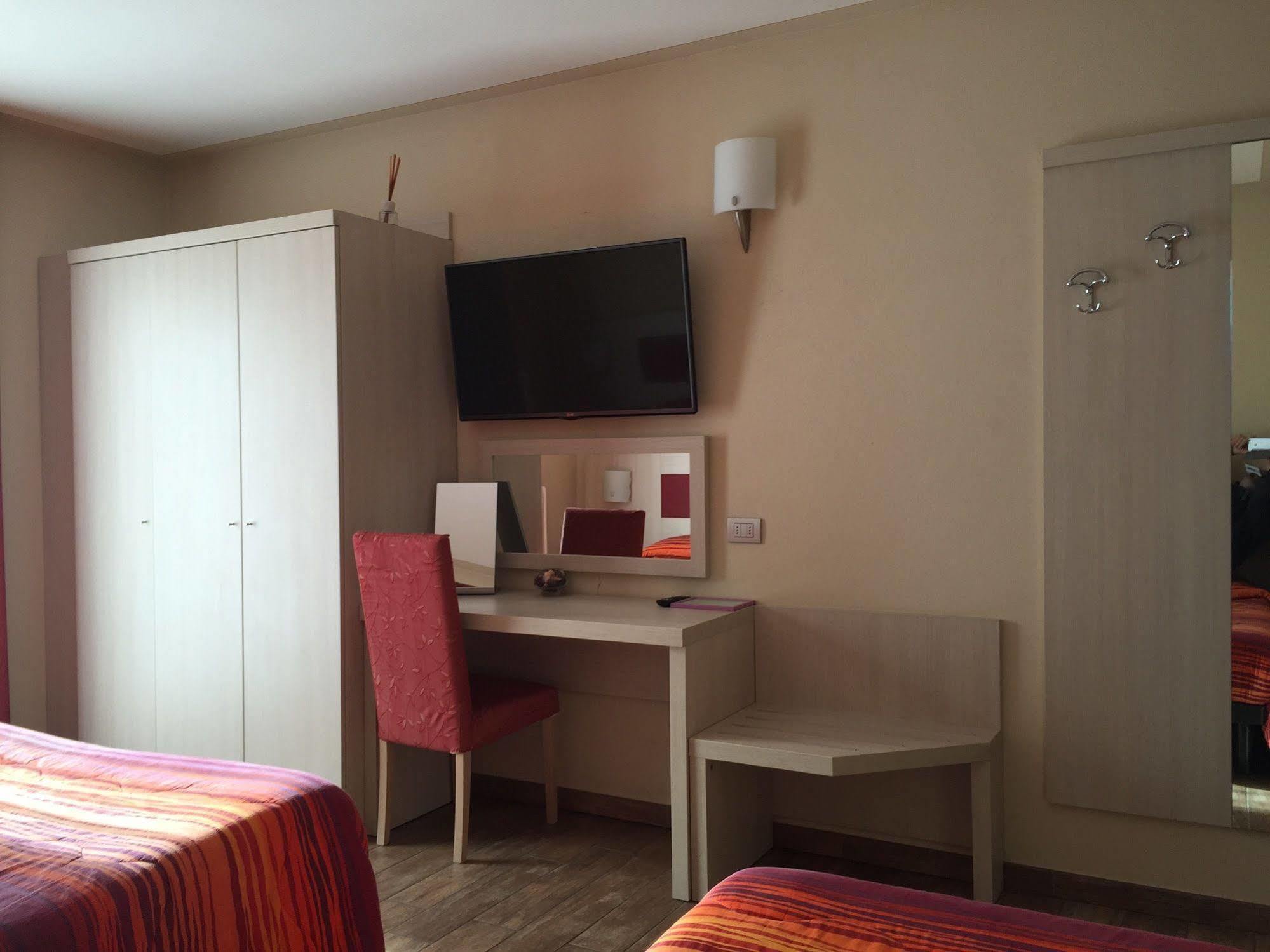 Hotel Sottosopra Charvensod Esterno foto